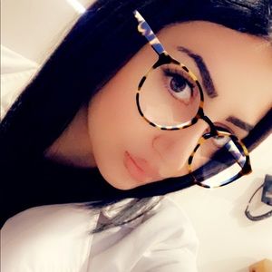 Meet your Posher, Iskuhi